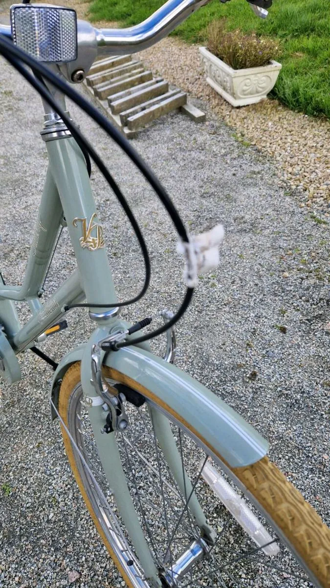 Ladies Pendleton Bike - Image 2