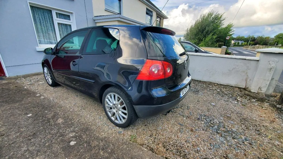 Volkswagen Golf GT - Image 4