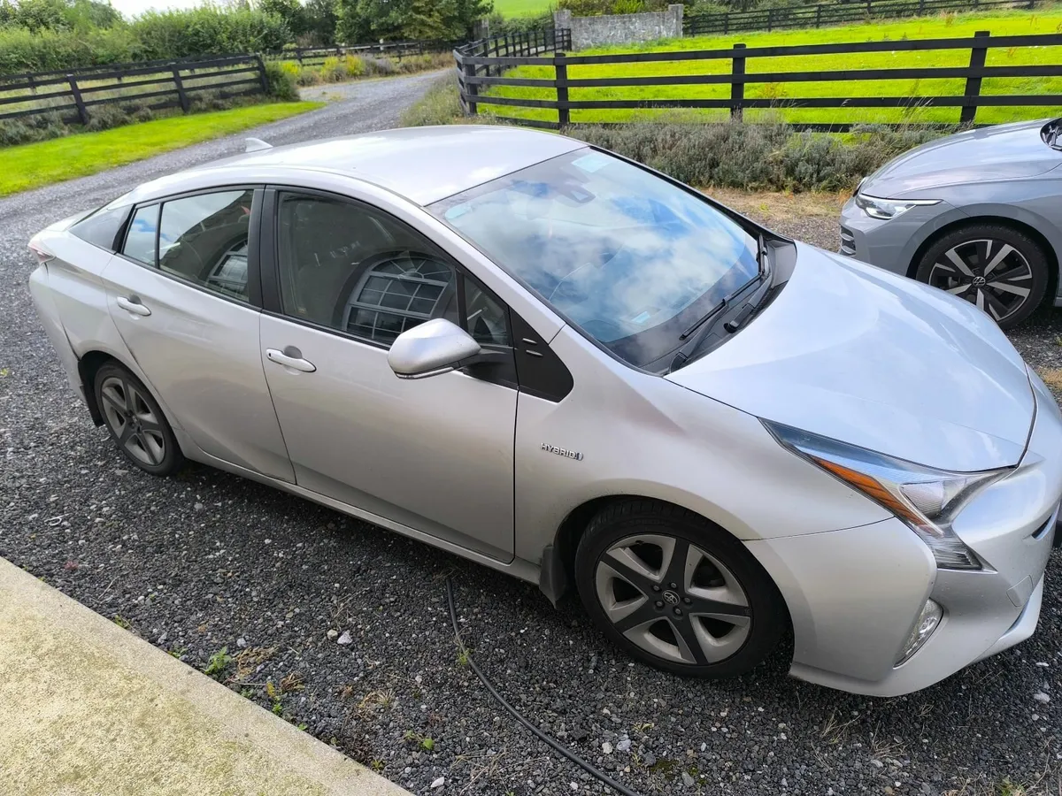 Toyota Prius 2016 - Image 3