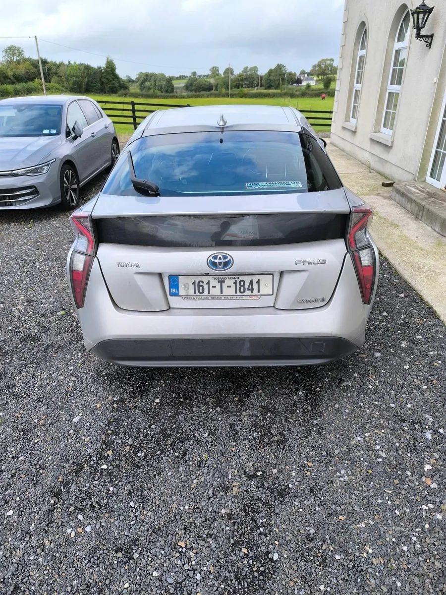 Toyota Prius 2016 - Image 4
