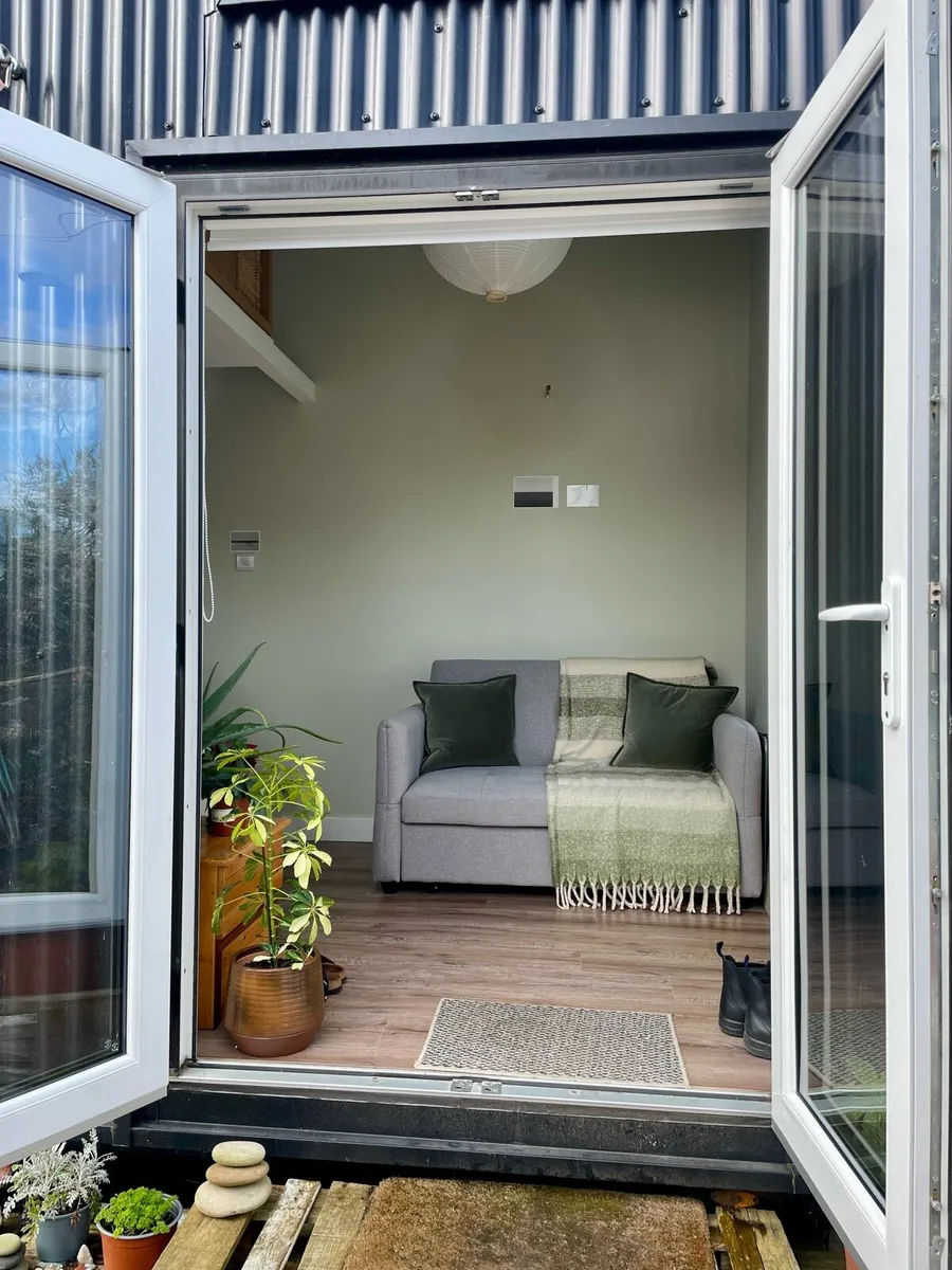 🏡 Luxury Tiny Home on Wheels - Image 2