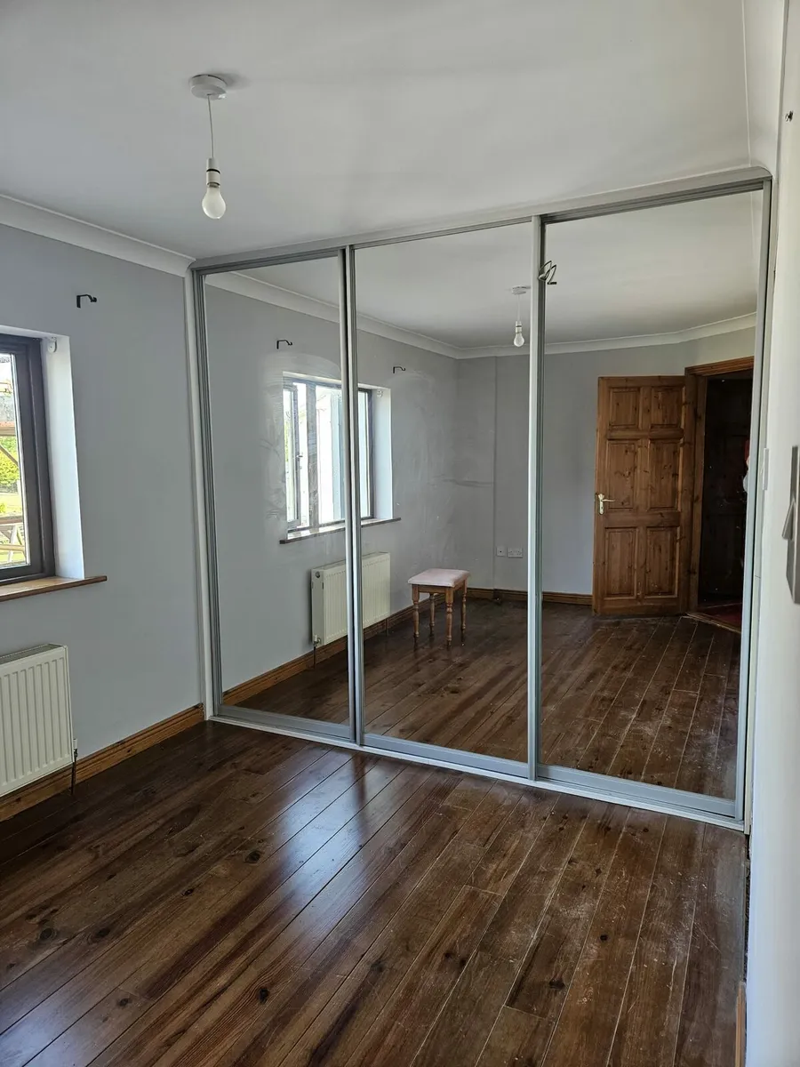 SLIDING MIRRORED WARDROBES DOORS BY 3 OF THEM - Image 4