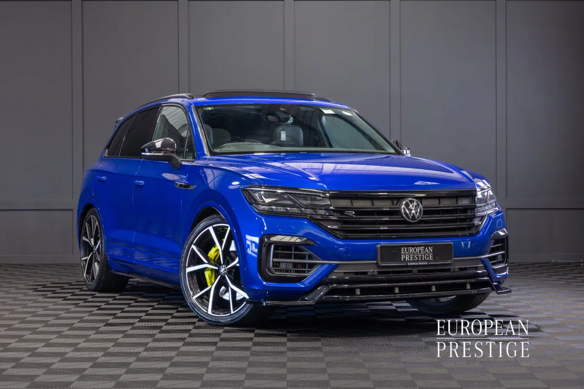 2021 Volkswagen Touareg R 3.0 TSI DSG - Image 1