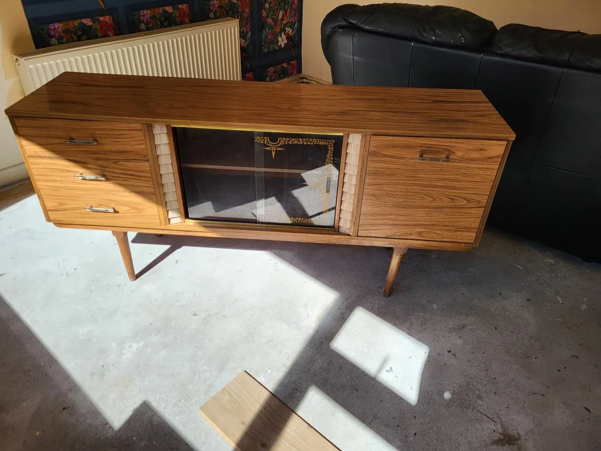 Free cabinet - Image 1