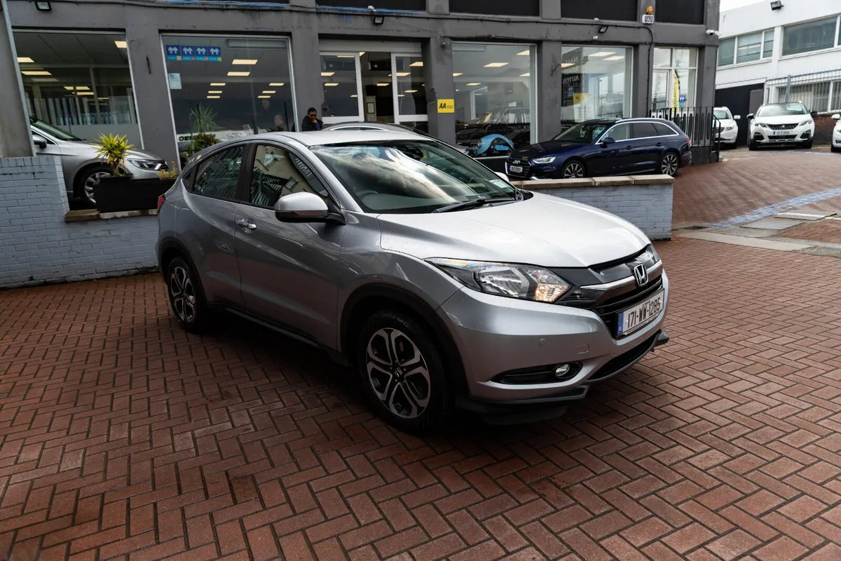 Honda HR-V 1.5 I VTEC ES 5DR ESTATE // 82,000KMS - Image 1