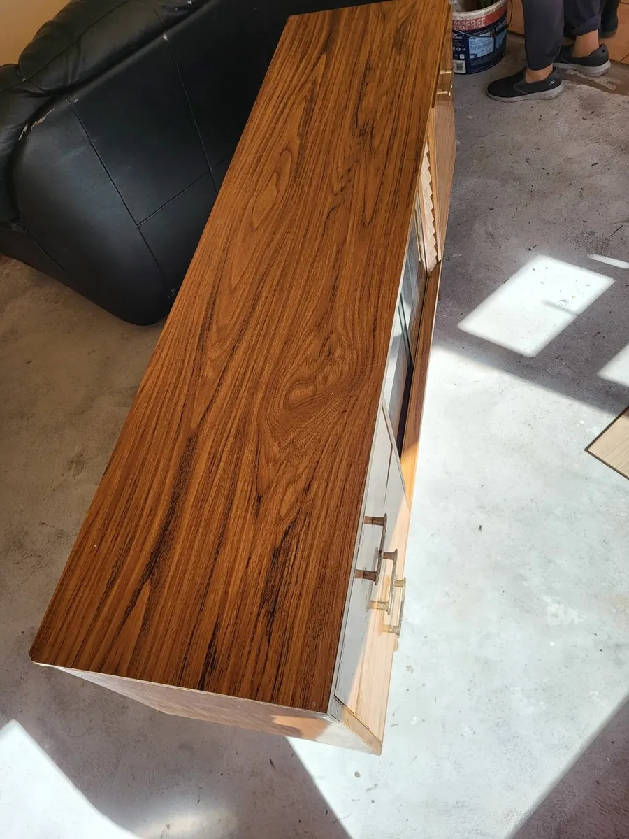 Free cabinet - Image 2