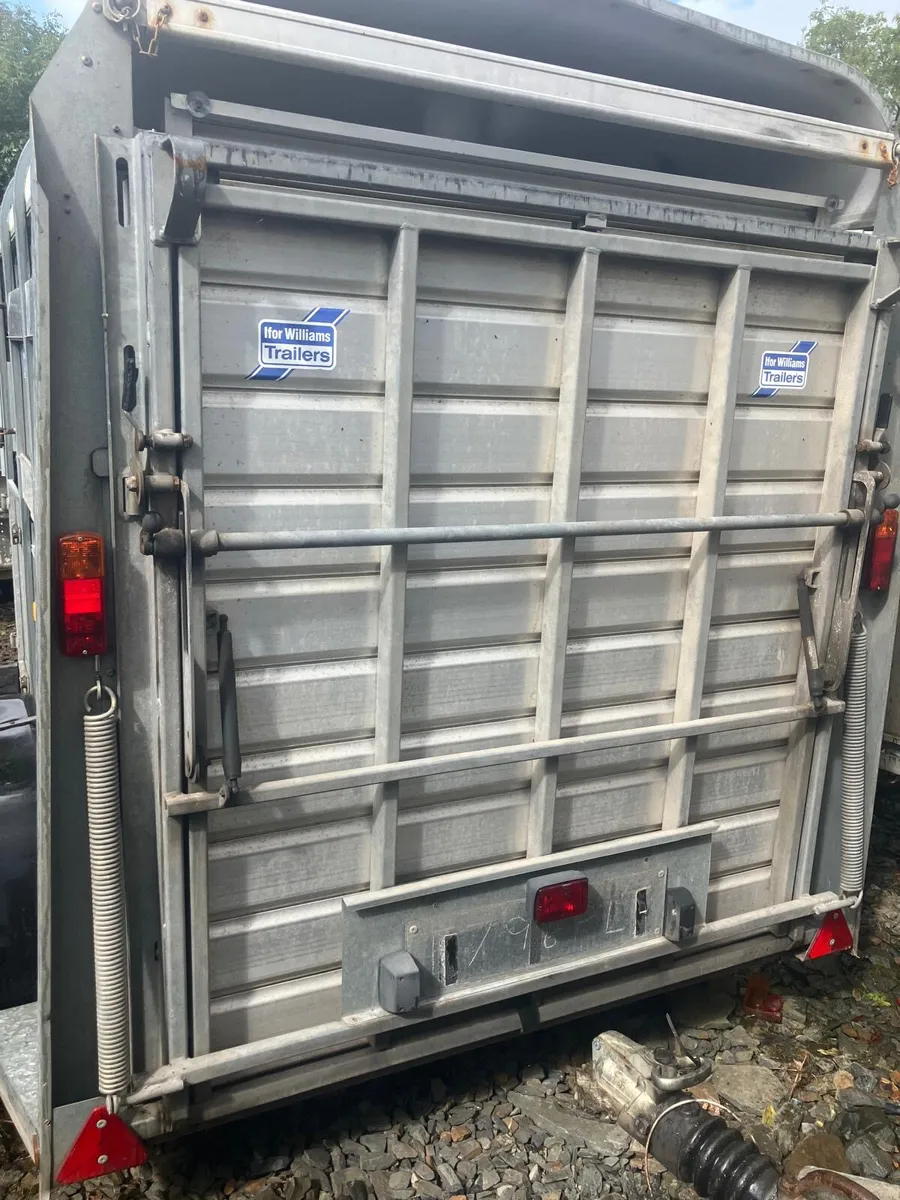 Ifor Williams 8x5 cattle trailer - Image 3