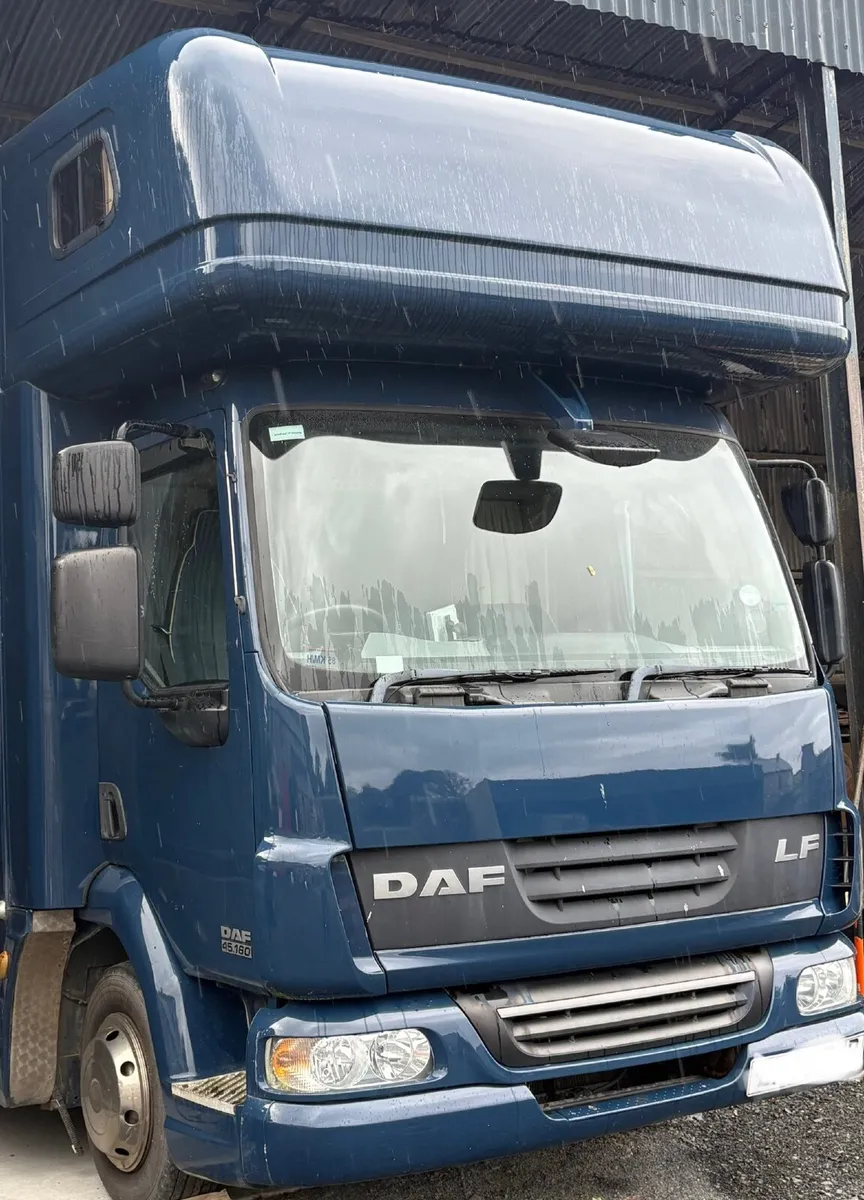 Horse lorry - Image 2