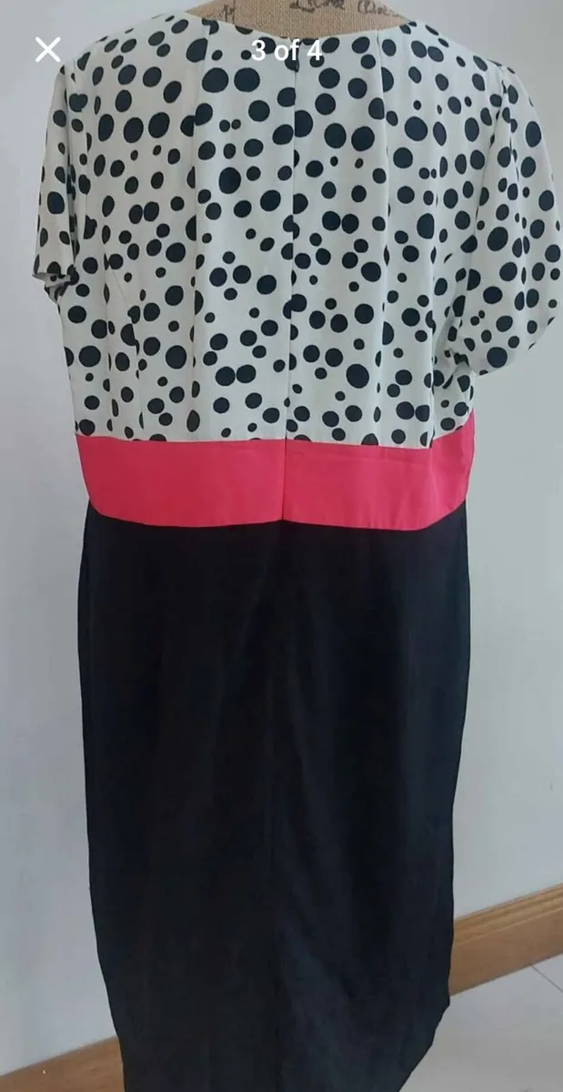 Ladies suit - Image 3