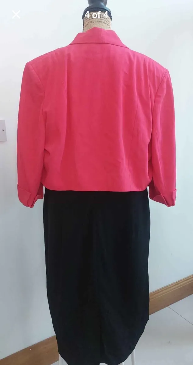Ladies suit - Image 4