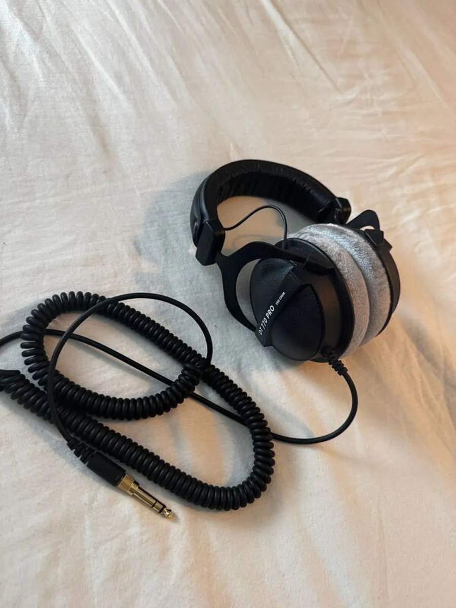 Beyerdynamic DT 770 Pro Headphones 250 Ohm - Image 1