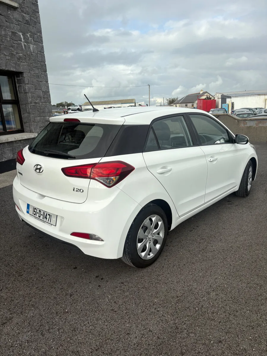 Hyundai i20 2015 - Image 4
