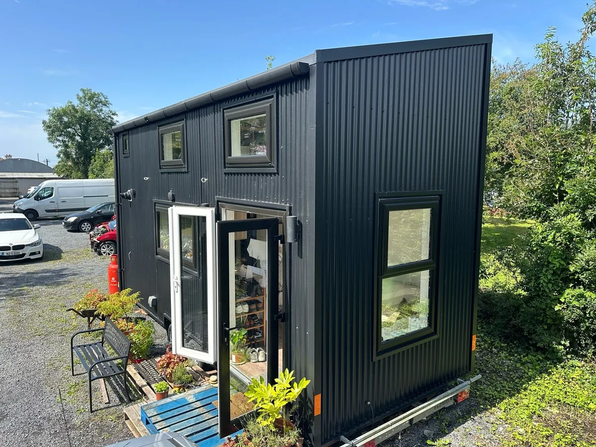 🏡 Luxury Tiny Home on Wheels - Image 1