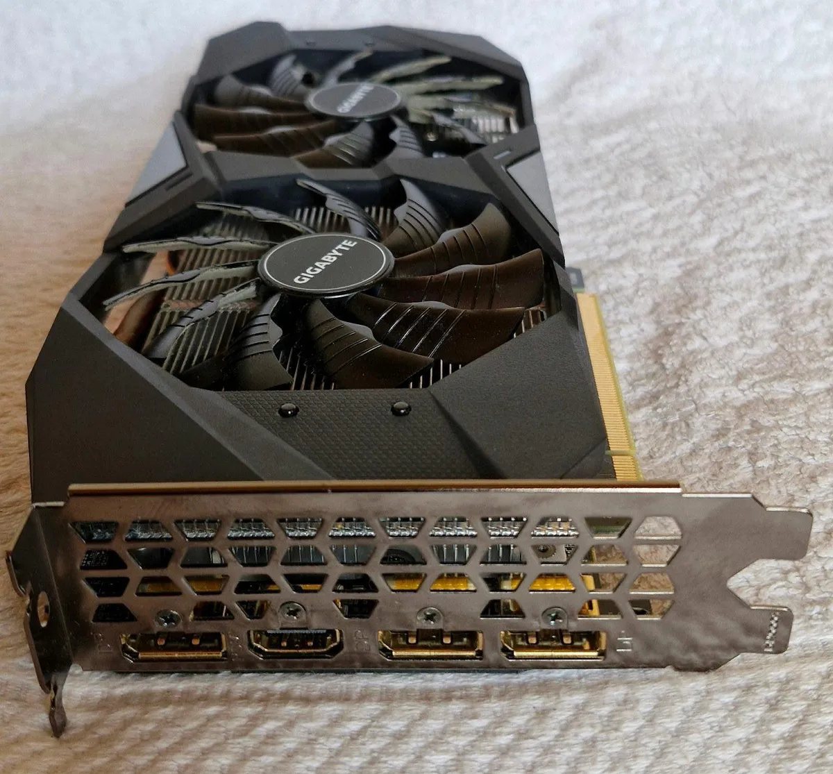 Gigabyte Nvidia GeForce RTX2060 6Gb GDDR6 Graphics - Image 4