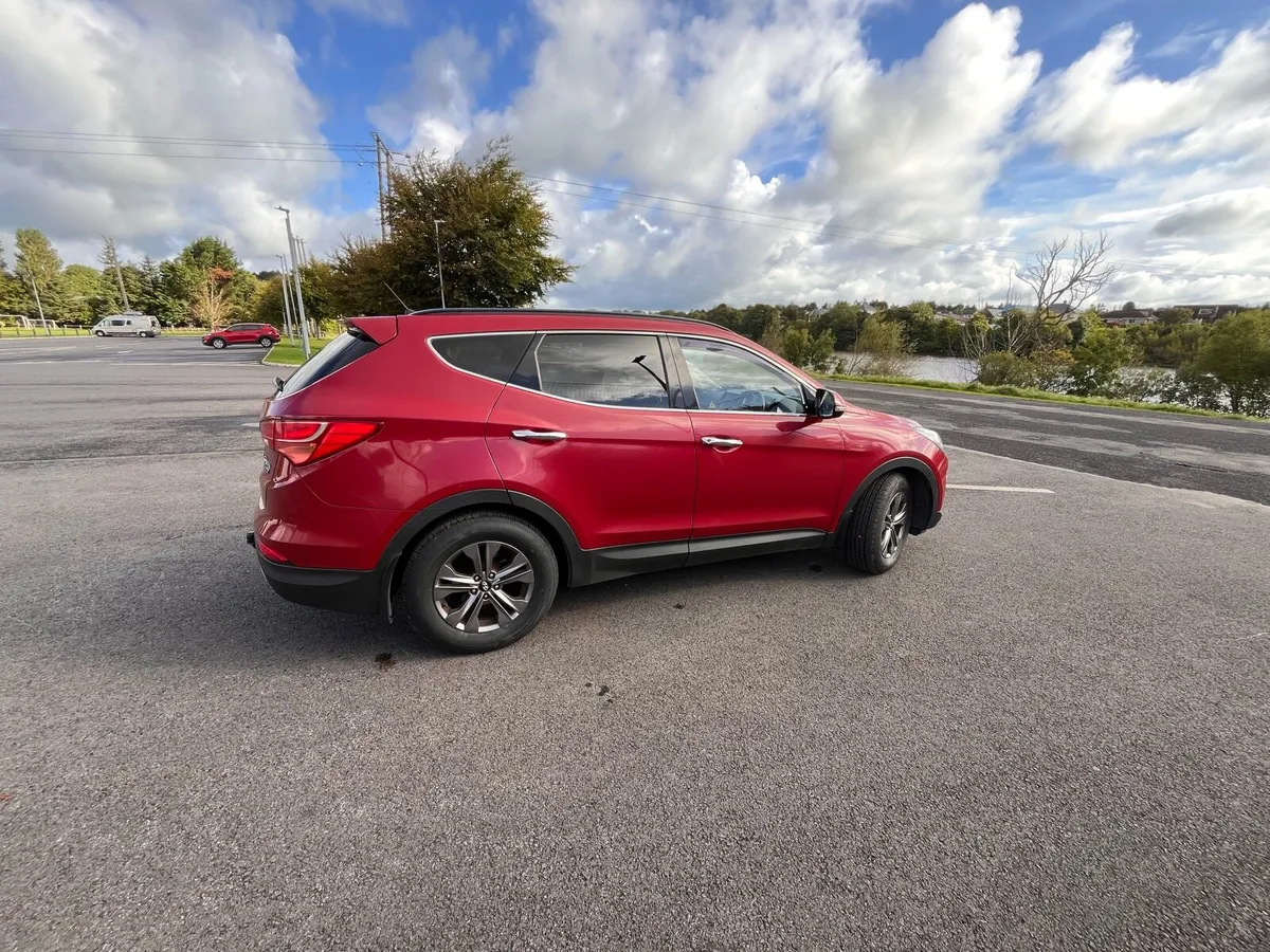 Hyundai Santa Fe - Image 3