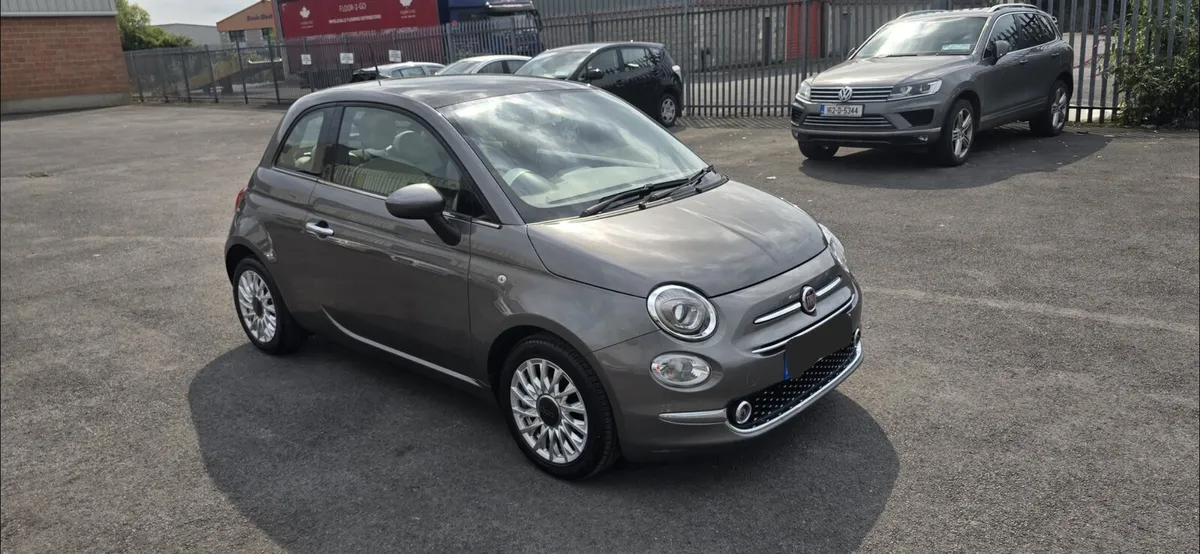 2019 Fiat 500 Lounge 1.2l very low miles - Image 4
