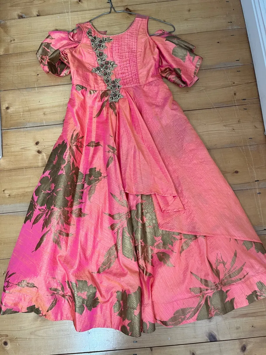 Indian style dress. Diwali style. - Image 3