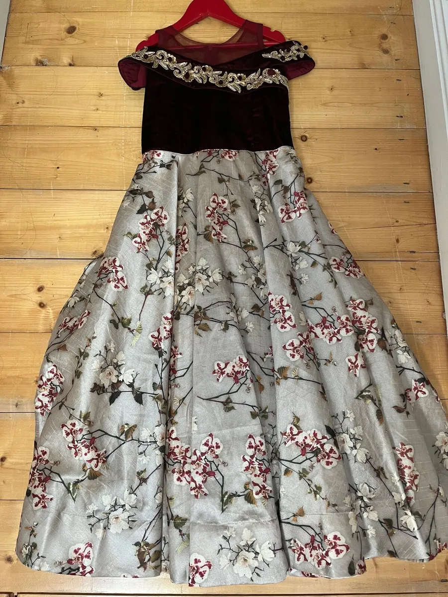 Indian style dress. Diwali style. - Image 1