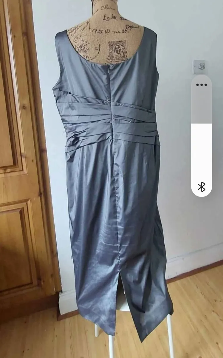 Ladies suit - Image 4