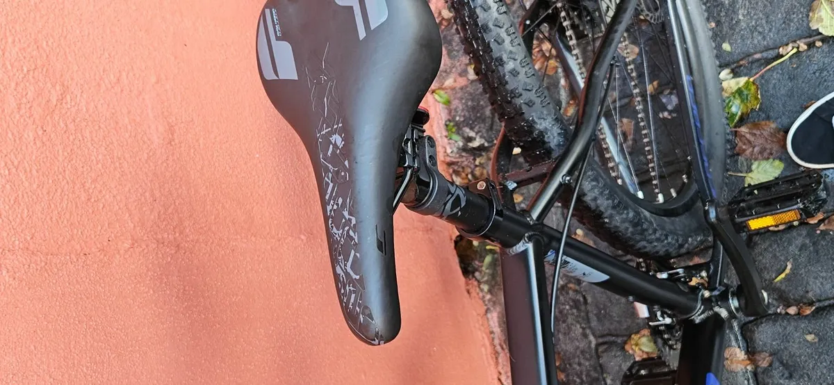 Bike 20"carrera hellcat 29 - Image 3