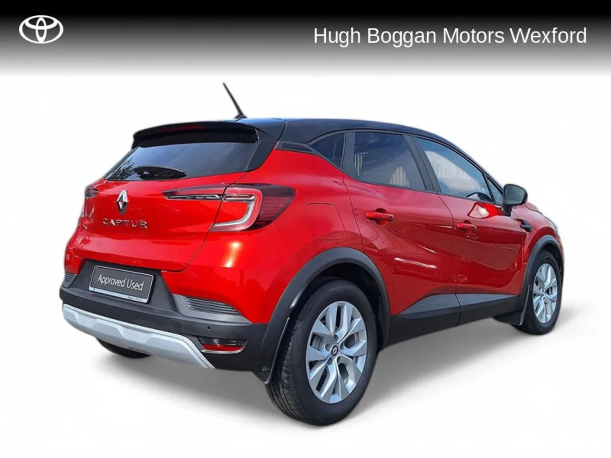 Renault Captur ICONIC 1.0 INTERNET SPECIAL OFFER - Image 2