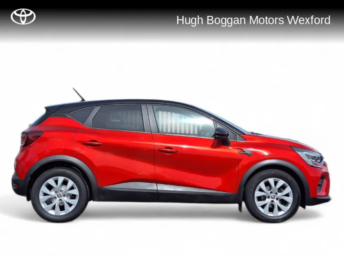 Renault Captur ICONIC 1.0 INTERNET SPECIAL OFFER - Image 3