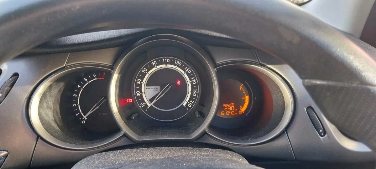 Citreon C3 2013 needs work - Image 2