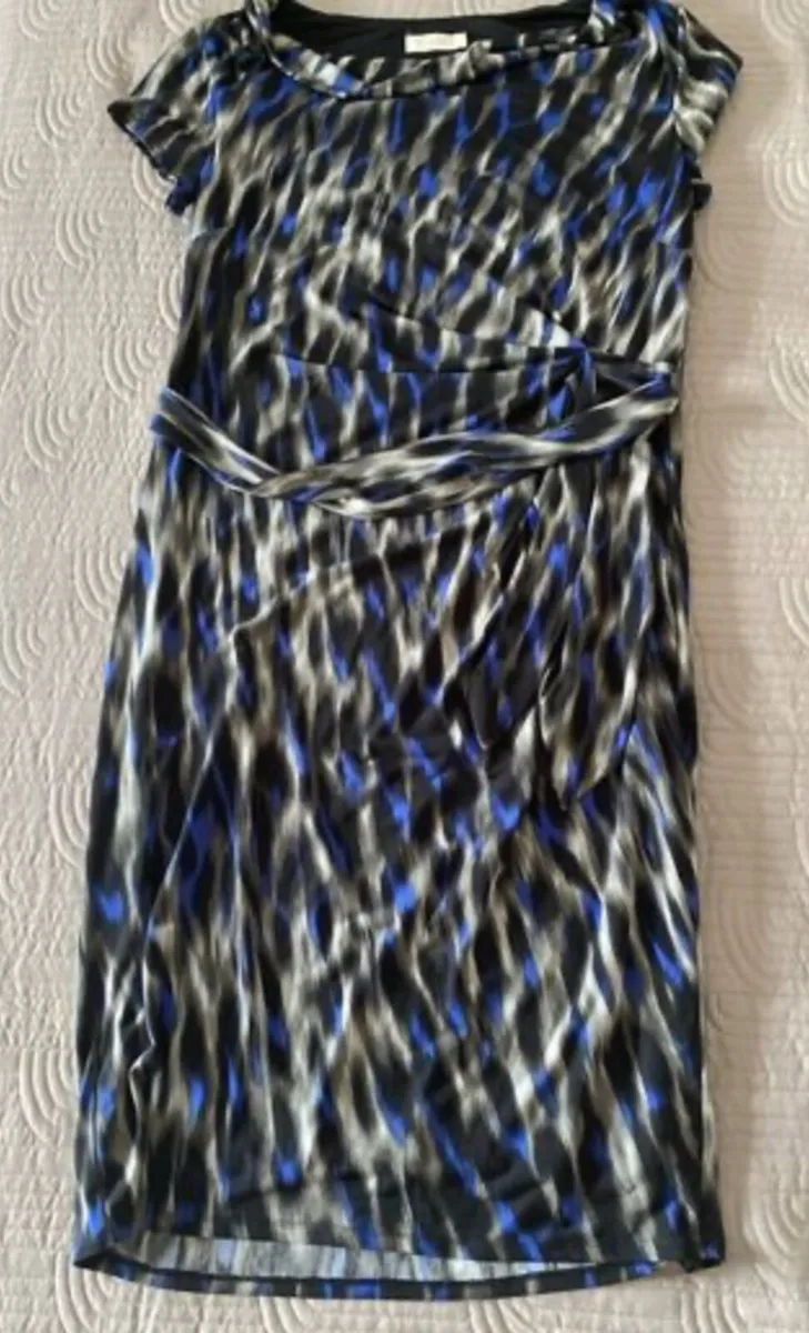 Planet Dress Size 12 - Image 2