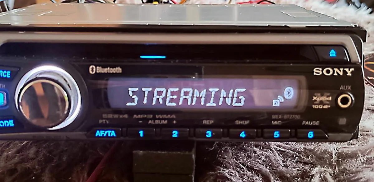 Car CD Receiver Sony MEX-BT2700 - Image 1