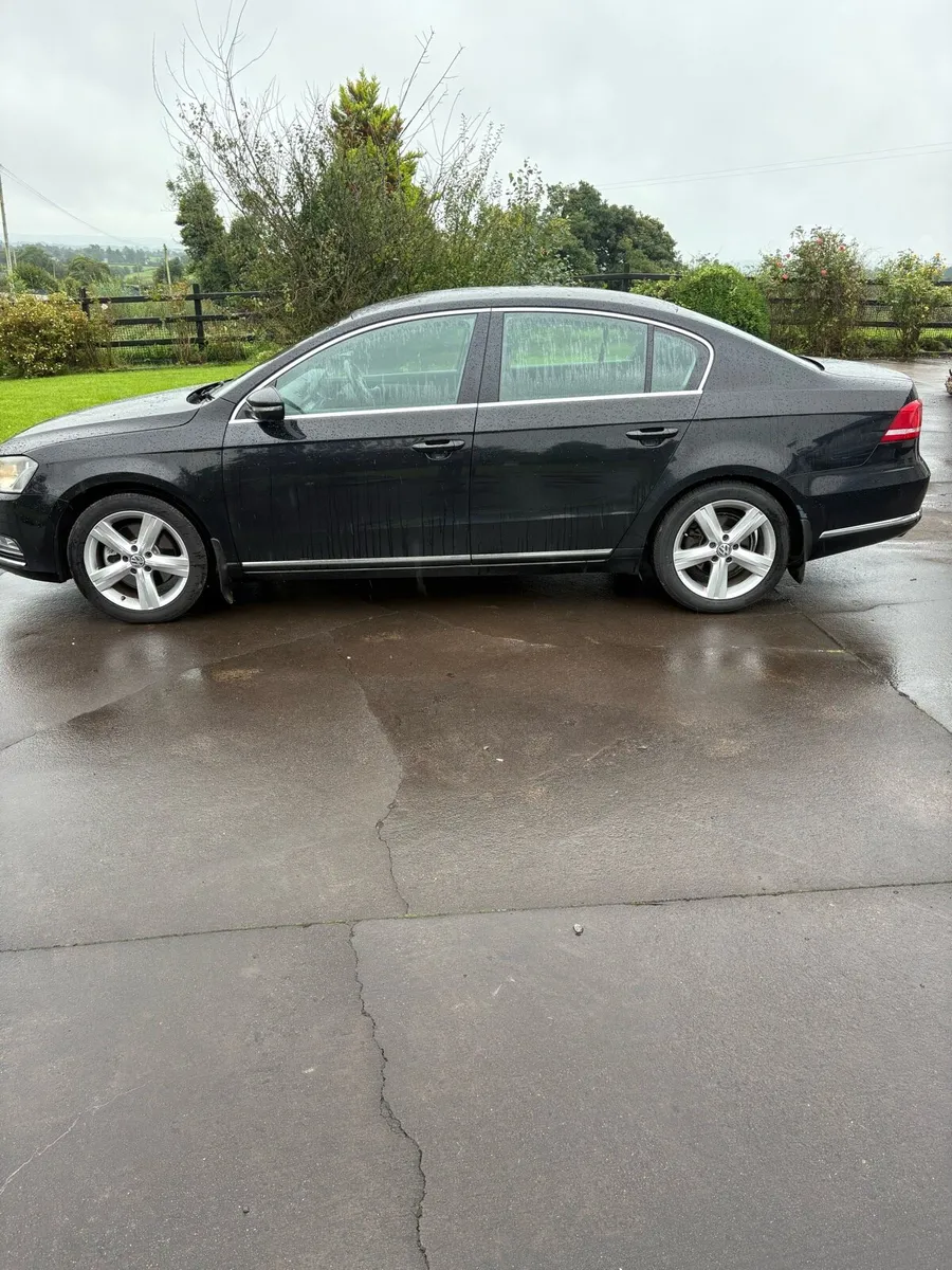 Car - Image 3