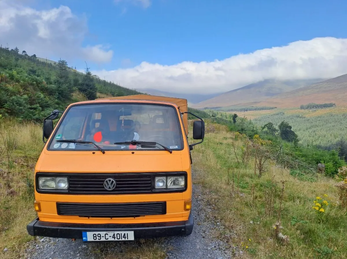 Volkswagen Transporter 1989 - Image 2