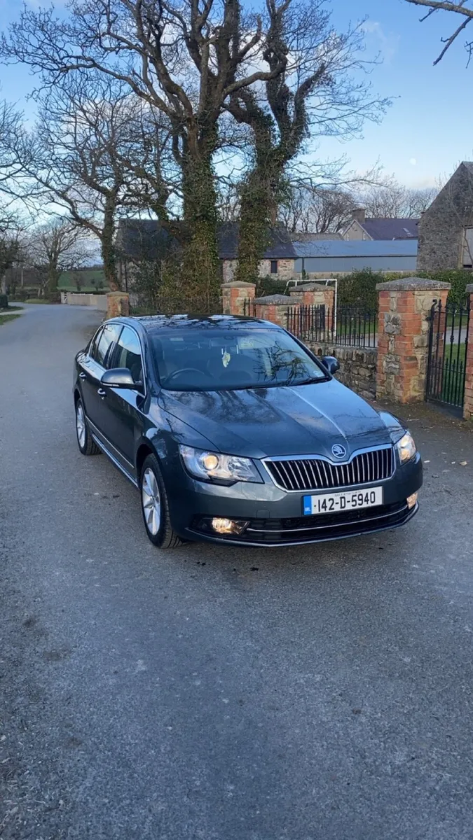 Skoda superb - Image 4