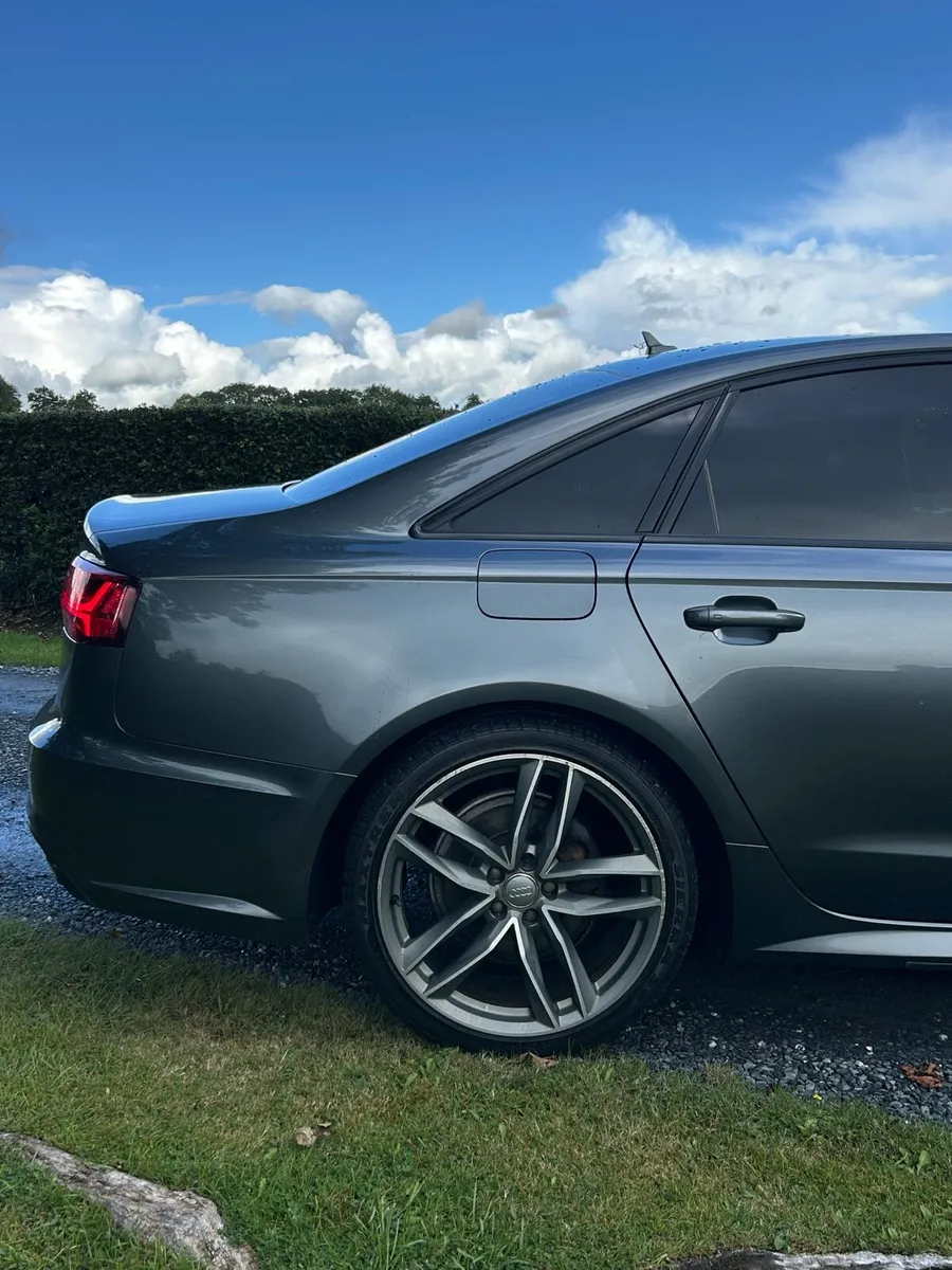 Audi A6 S line Ultra Black Edition - Image 3