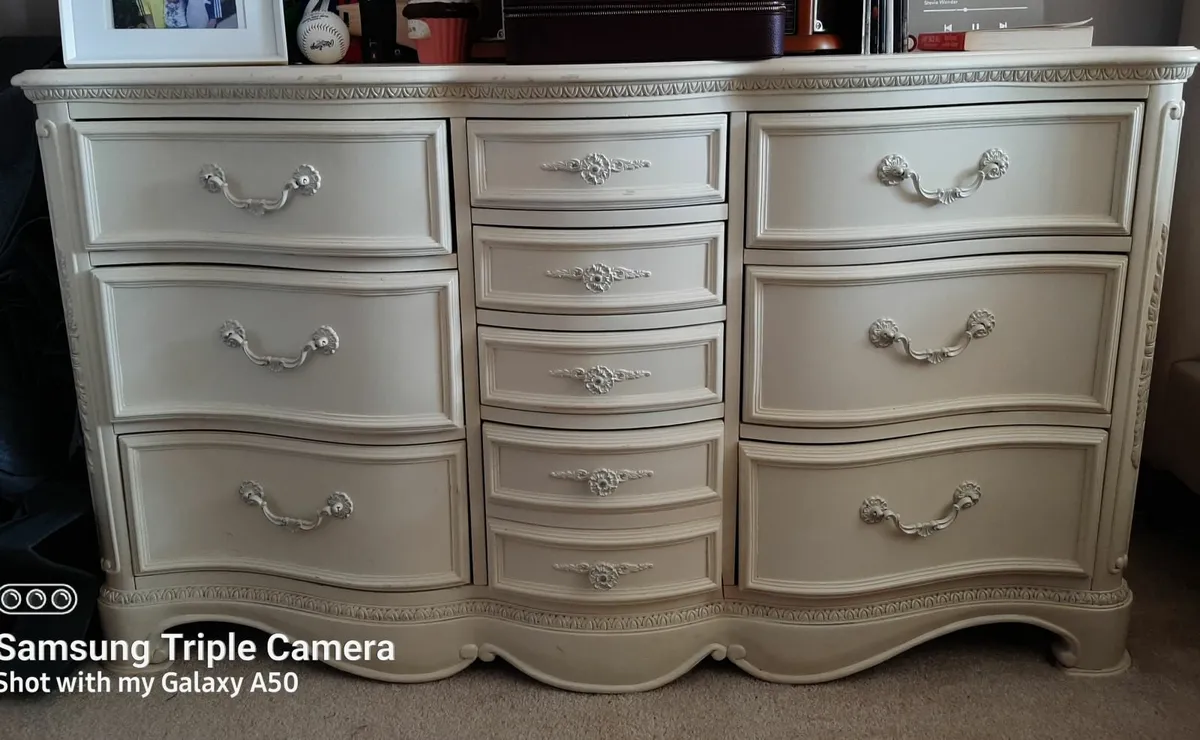 bedroom furniture - Image 3