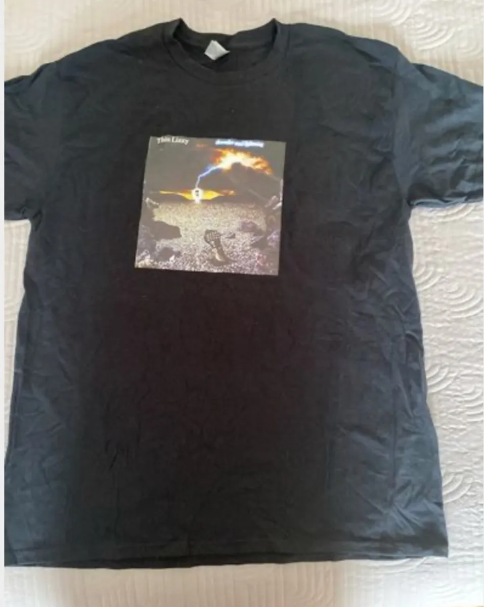 Thin Lizzy Black t-Shirt Size L - Image 3