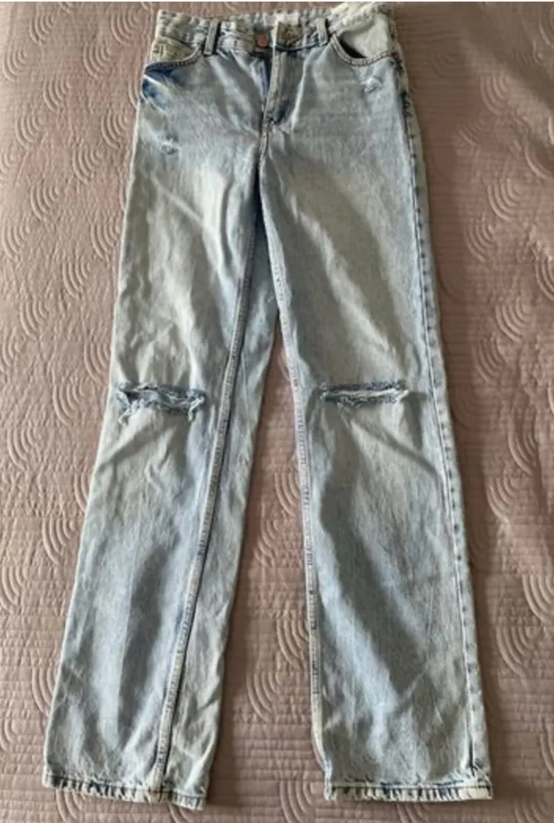 Bershka Jeans High Waist Straight Size 6 UK - Image 1