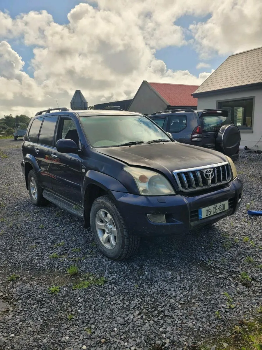 06 landcruiser suitable for breaking, - Image 4