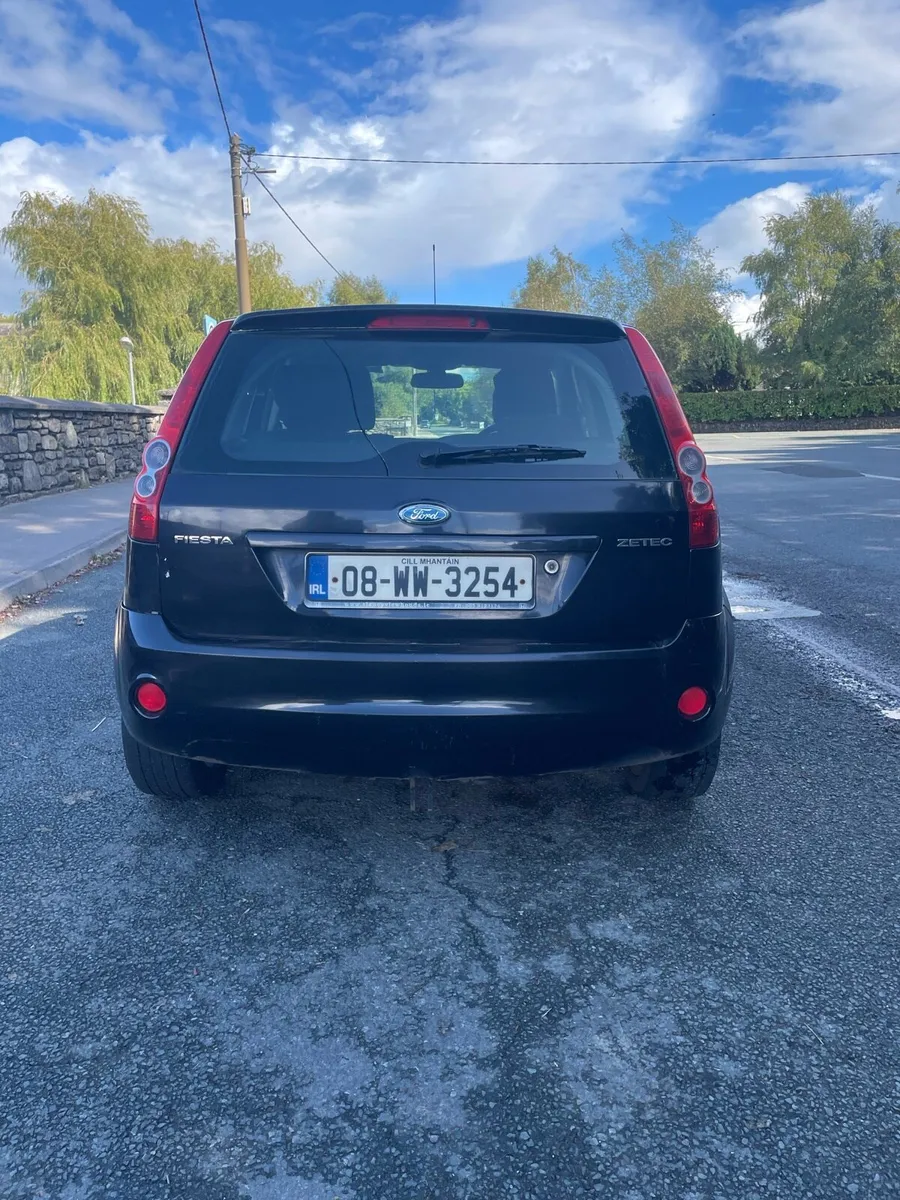 Ford Fiesta Zetec - Image 4