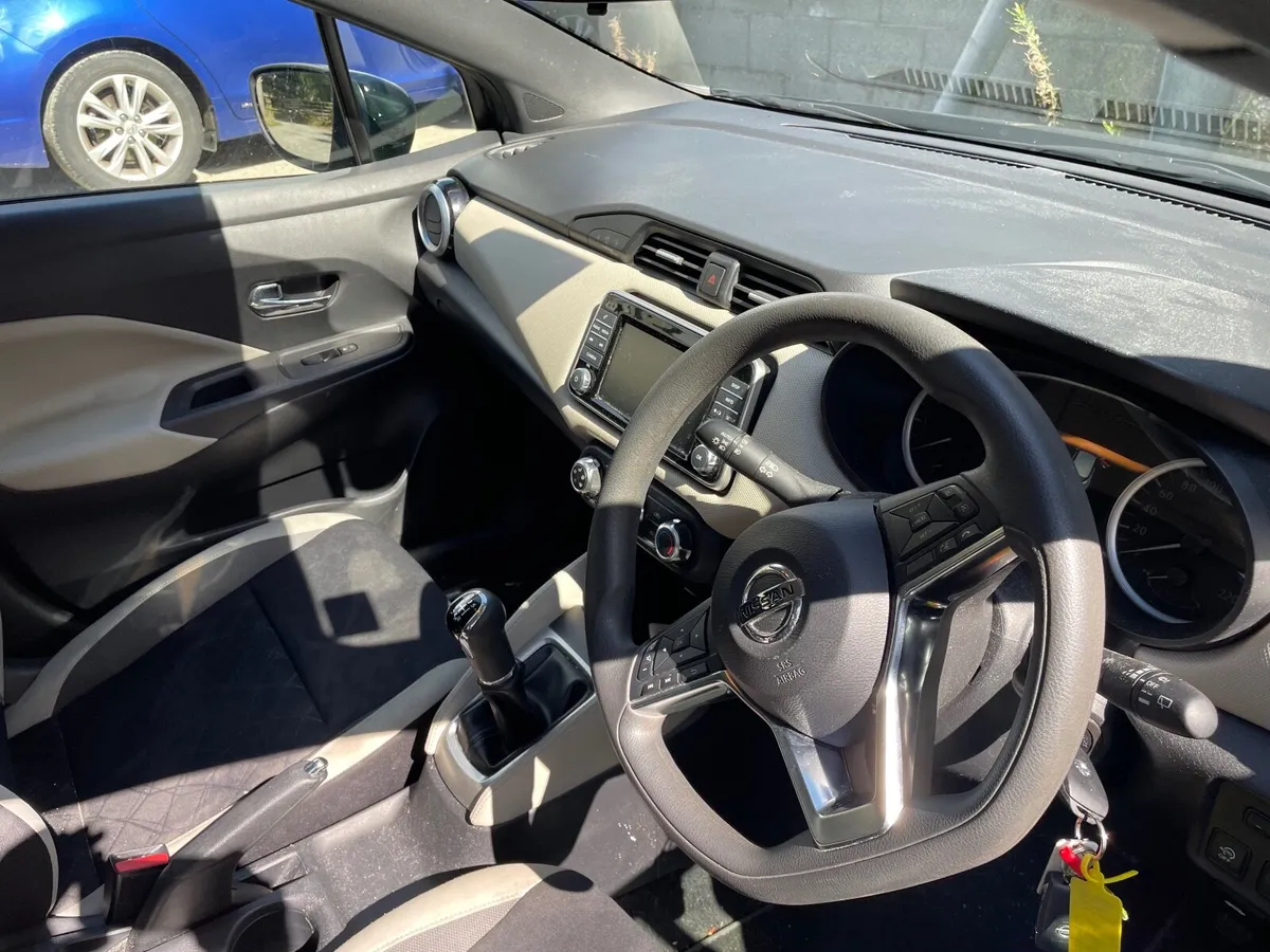 172 Nissan Micra 1.0 sport - Image 1