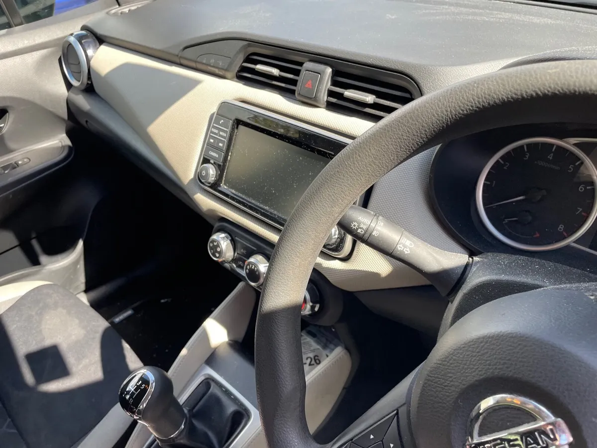 172 Nissan Micra 1.0 sport - Image 2