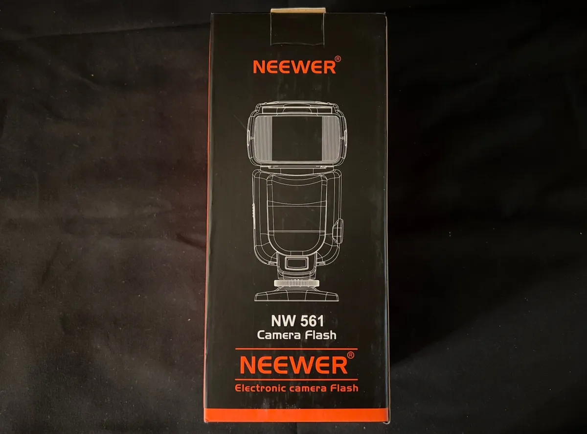Neewer NW561 Speedlight Flash - Image 3