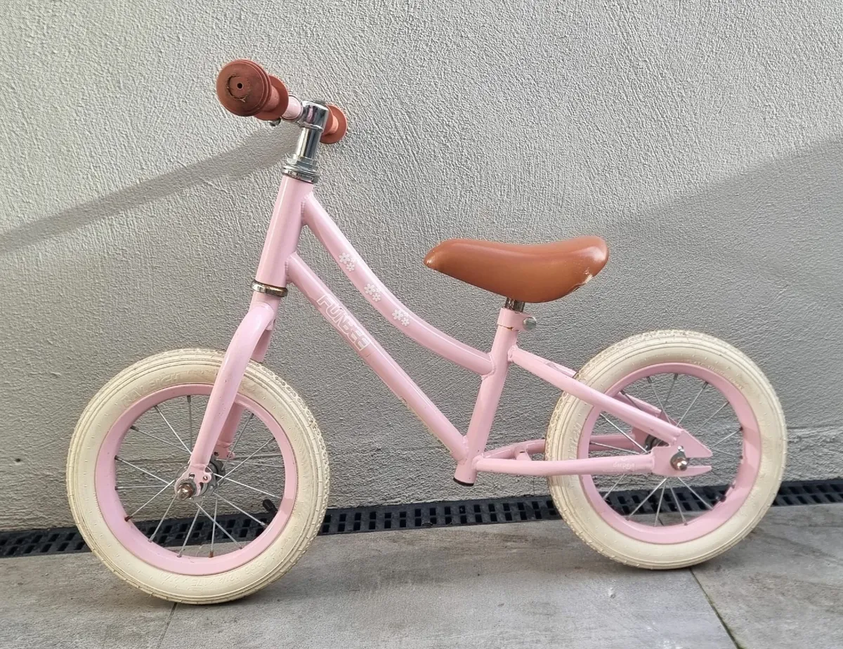 Funbee Balance Bike Girl - Image 2