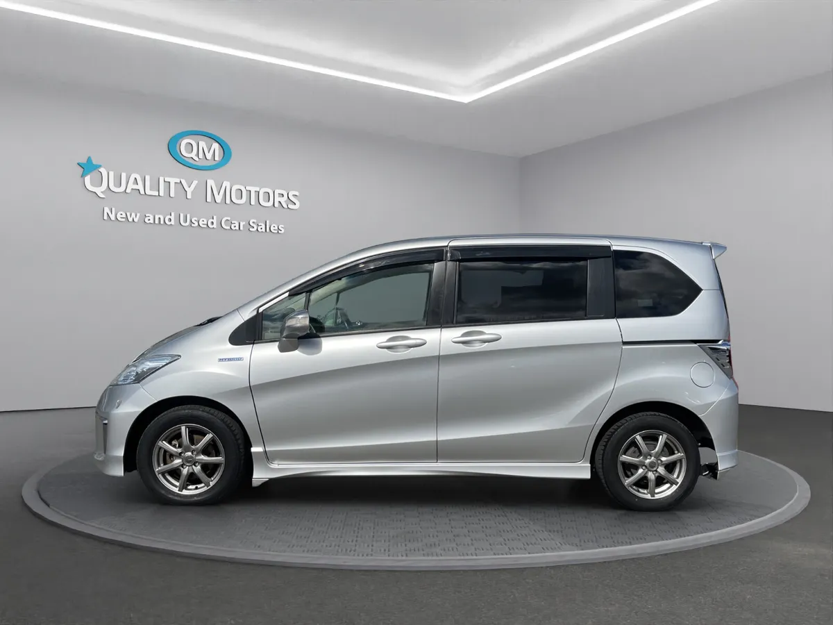 2014 HONDA FREED HYBRID (S99) 6 SEATER - Image 3