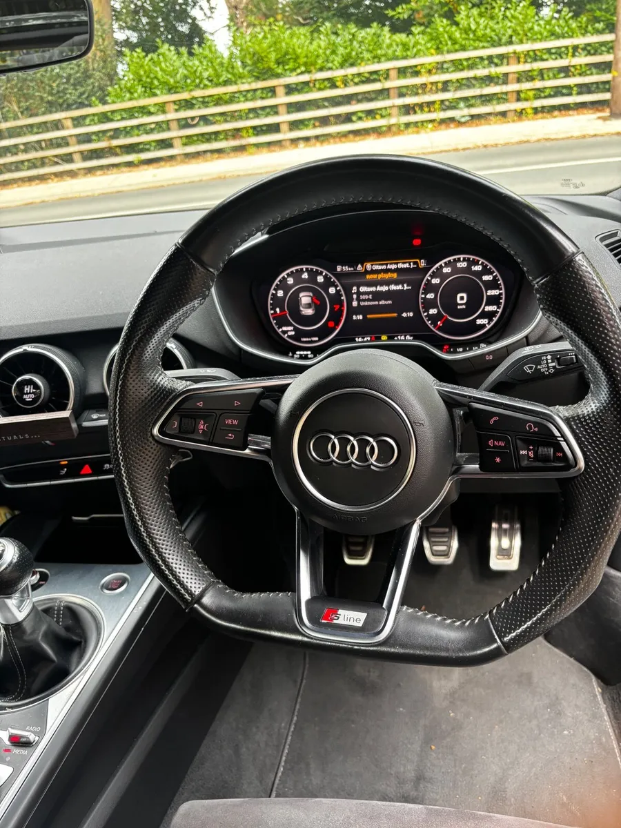 Audi TT 2015 - Image 2
