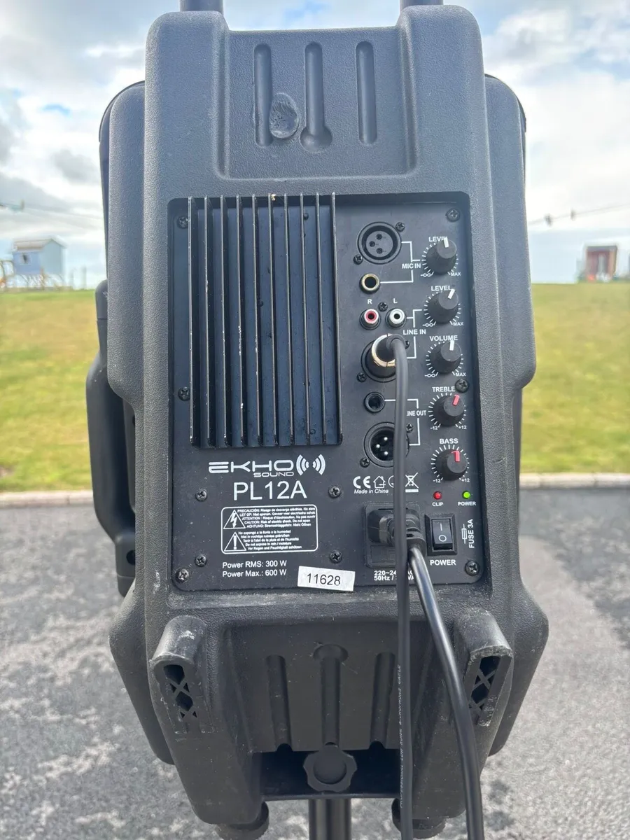 Two EKHO PL12A powered speakers with stands - Image 4