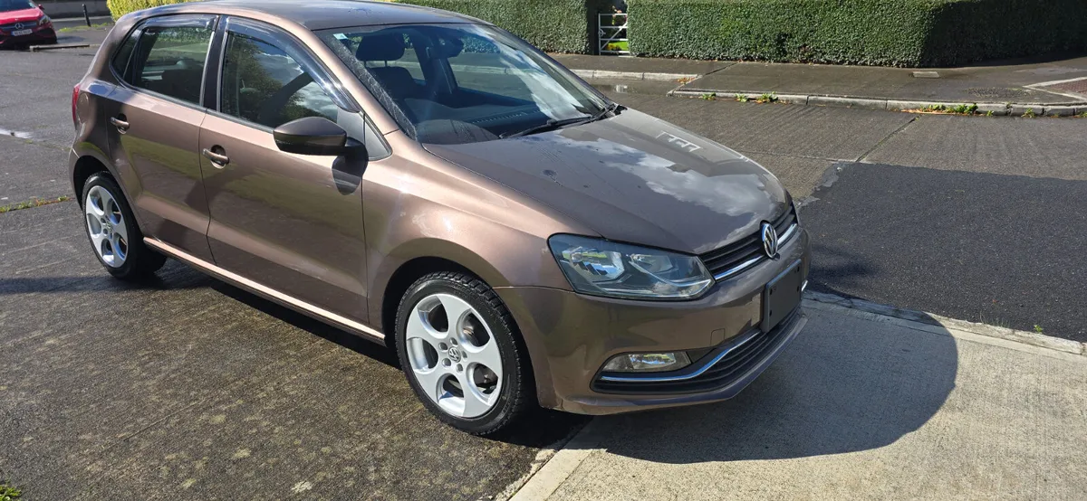 VW POLO AUTOMATIC 2015-2016 1.2 - Image 2