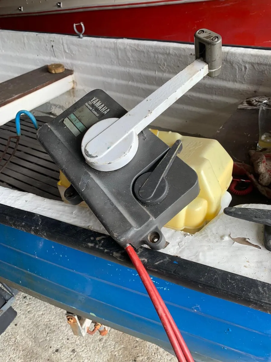 Yahmaha Outboard Motor HP30 - Image 3