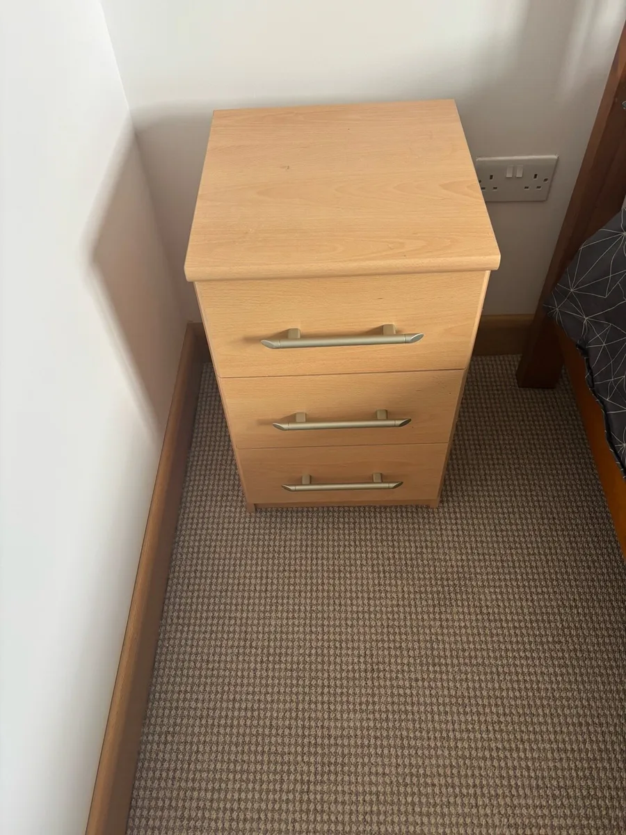 Lockers - Image 1