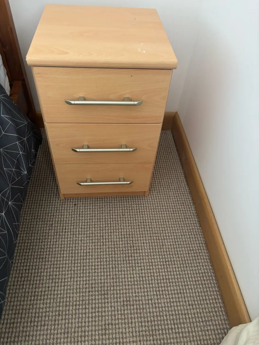 Lockers - Image 2