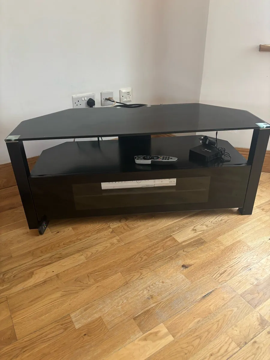Tv unit - Image 1
